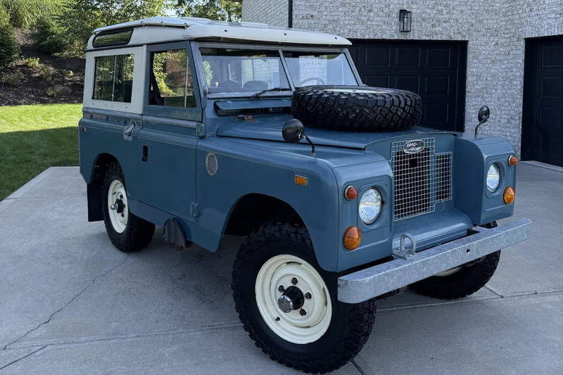 1969 Land Rover Series IIA 88 Base