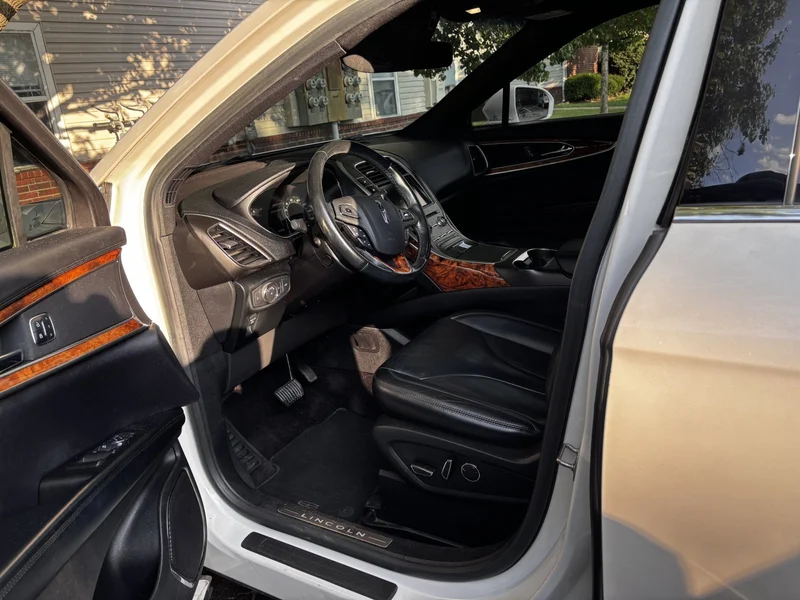 2016 Lincoln MKX Select 2