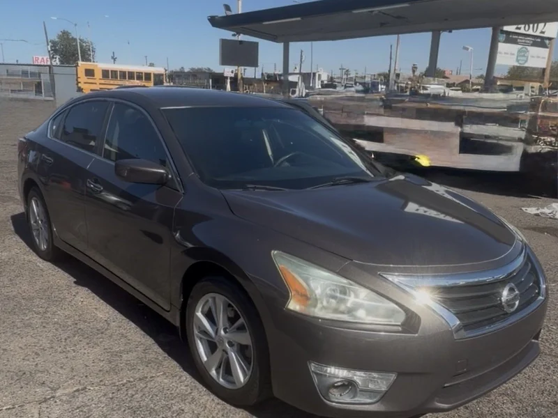 2015 Nissan Altima 1