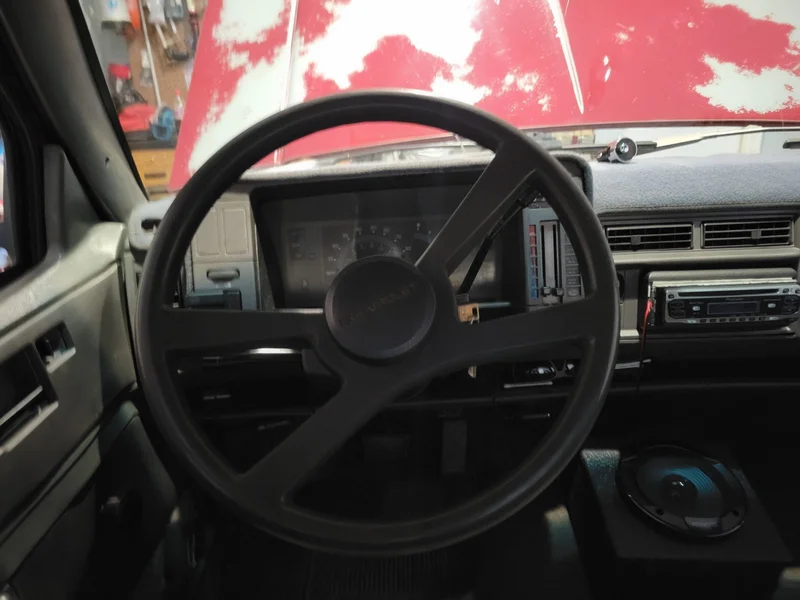 1992 Chevrolet S-10 Tahoe 9
