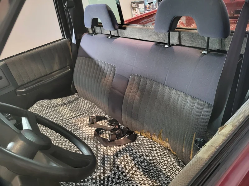 1992 Chevrolet S-10 Tahoe 10