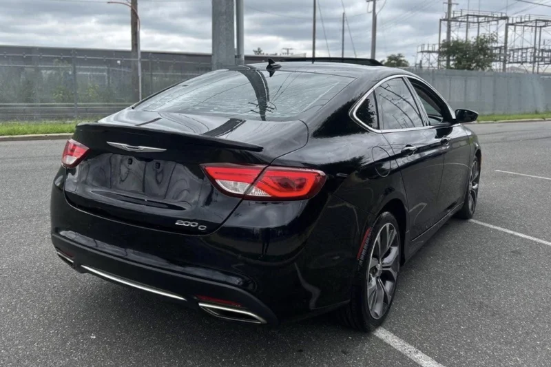 2015 Chrysler 200 2