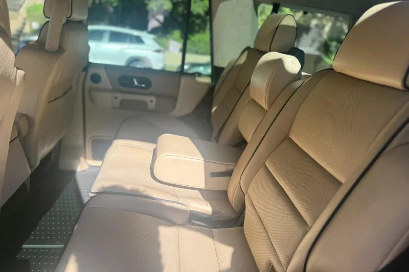 2004 Land Rover Discovery II SE 6