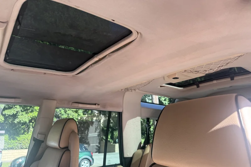 2004 Land Rover Discovery II SE 8