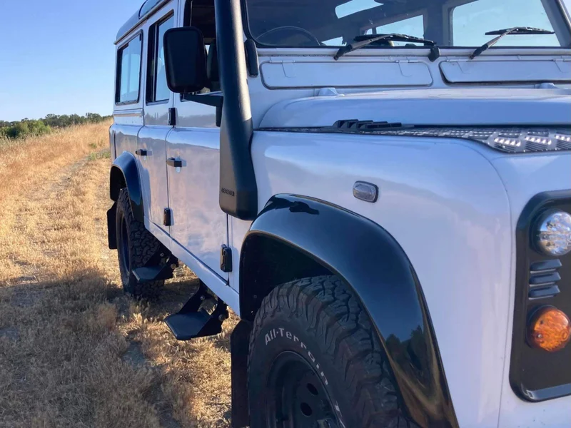 1994 Land Rover Defender 110 3