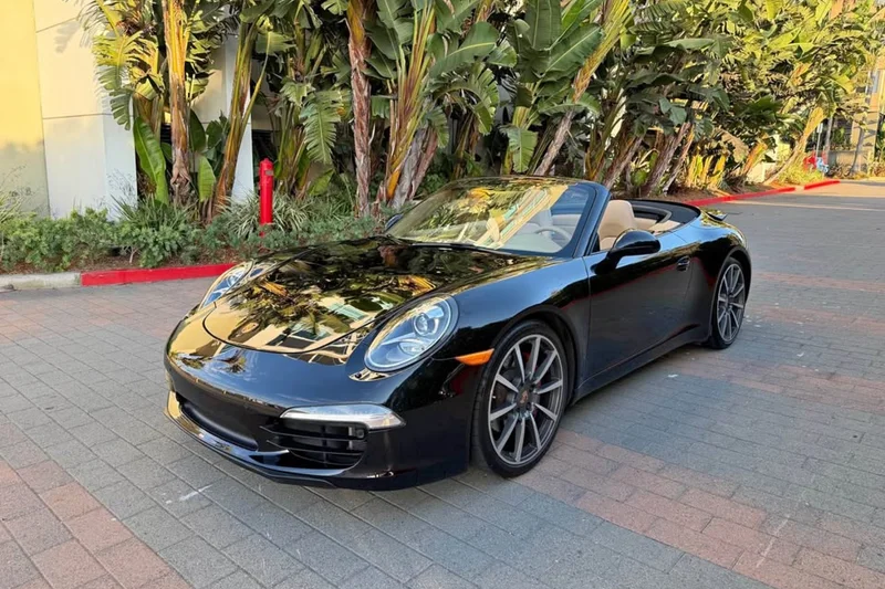 2013 Porsche 911 Carrera S 6