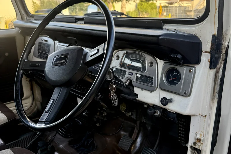 1983 Toyota Land Cruiser Base 8