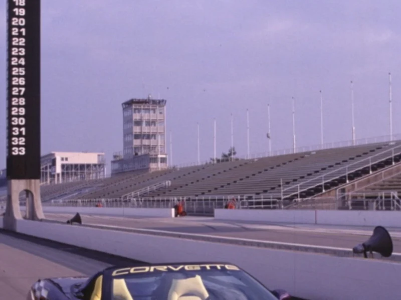 1998 Chevrolet Corvette Indy Pace Car 10