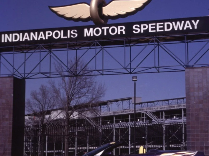 1998 Chevrolet Corvette Indy Pace Car 20