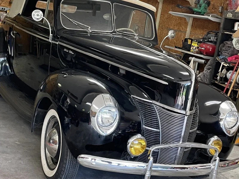 1940 Ford Deluxe