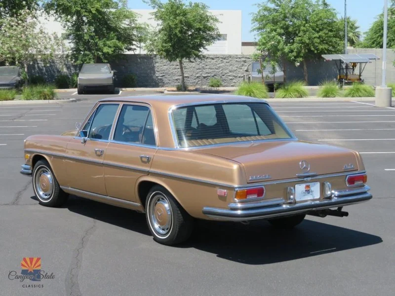 1972 Mercedes-Benz 280 SE