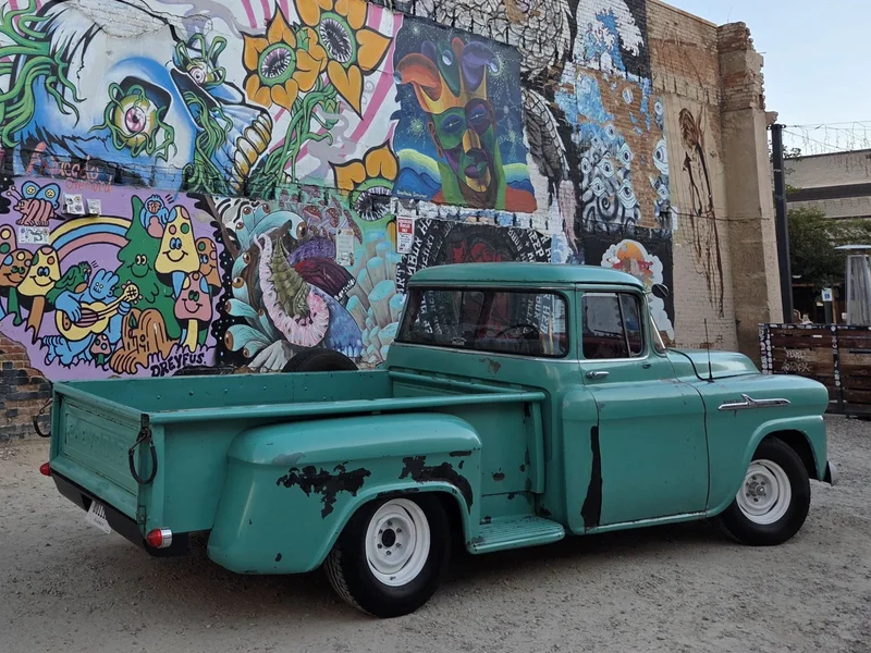1958 Chevrolet Apache Stepside 1