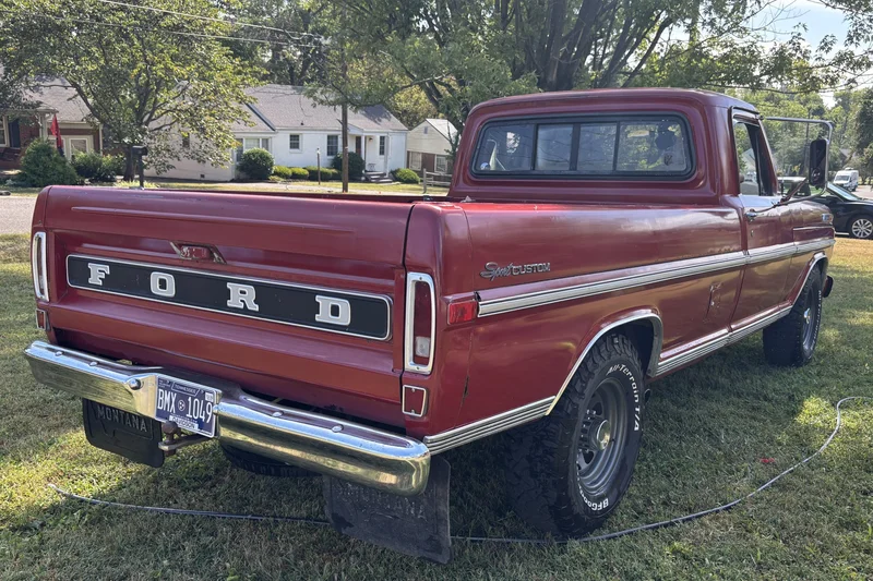 1971 Ford F-250 Sport Custom 4