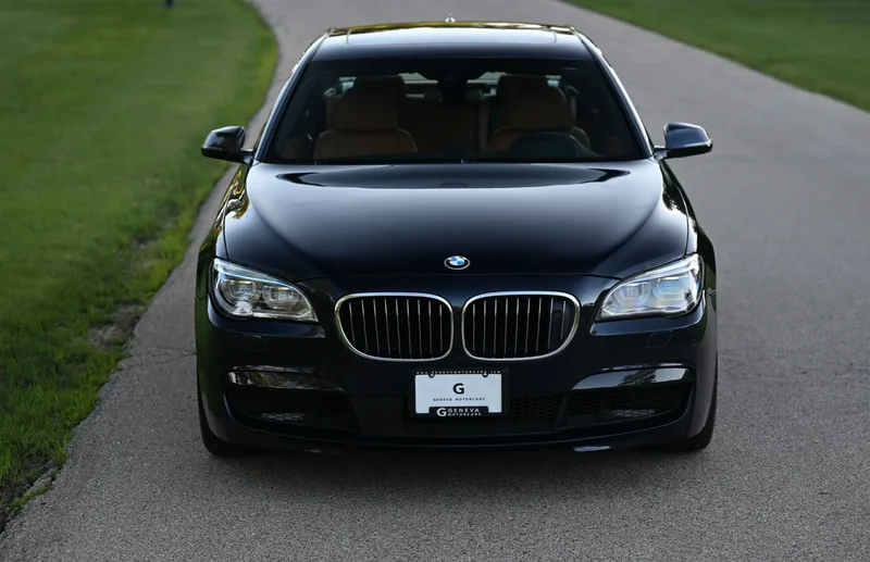 2013 BMW 740iL M Sport Individual 5