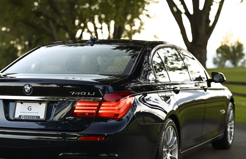 2013 BMW 740iL M Sport Individual 9