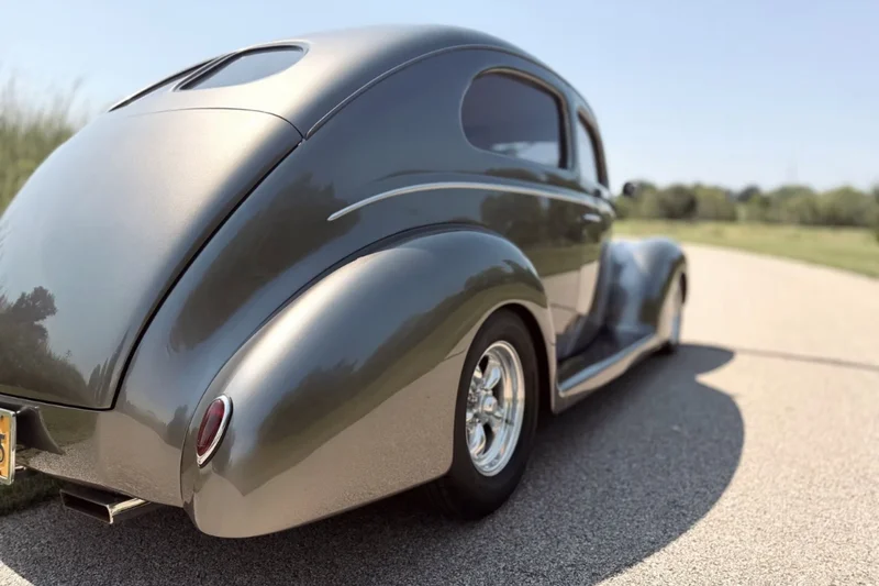 1939 Ford Deluxe