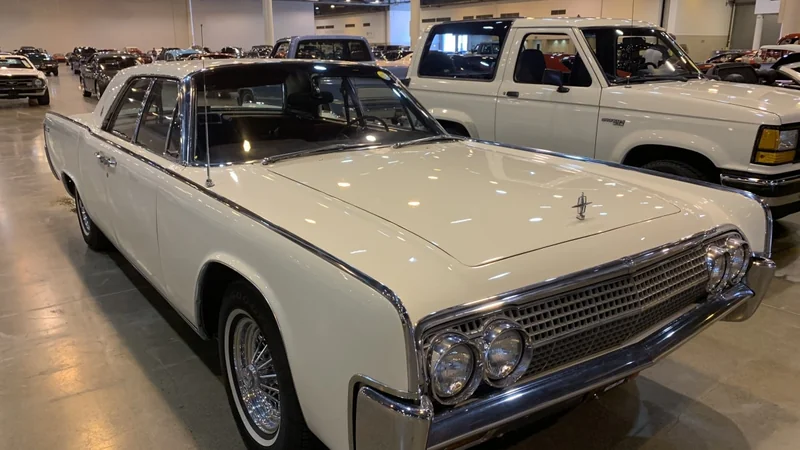 1963 Lincoln Continental