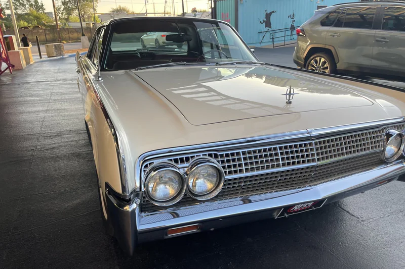 1963 Lincoln Continental