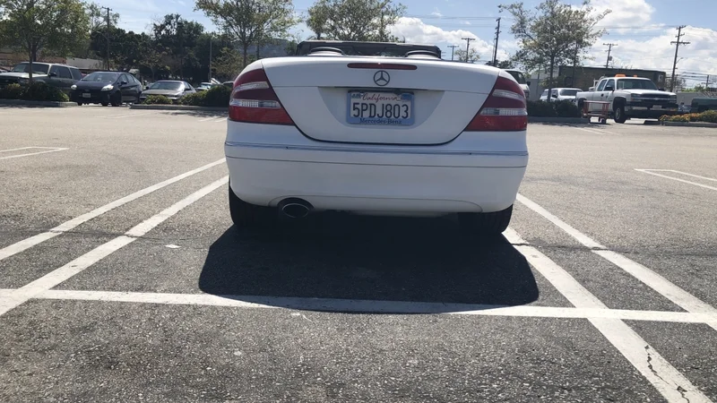 2005 Mercedes-Benz CLK320 4