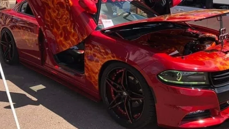 2015 Dodge Charger 8
