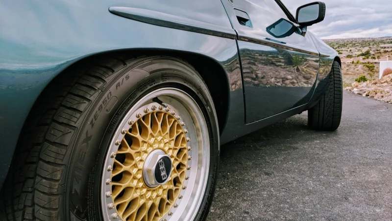 1980 Porsche 928 2