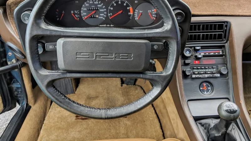 1980 Porsche 928 5