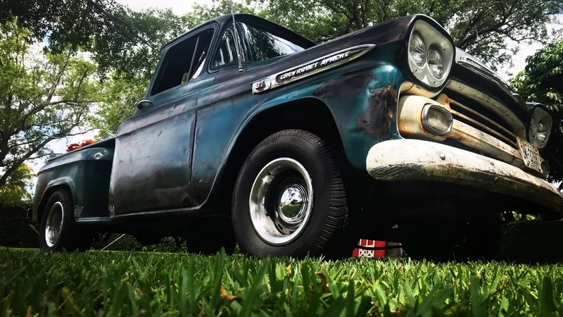1959 Chevrolet Apache 2