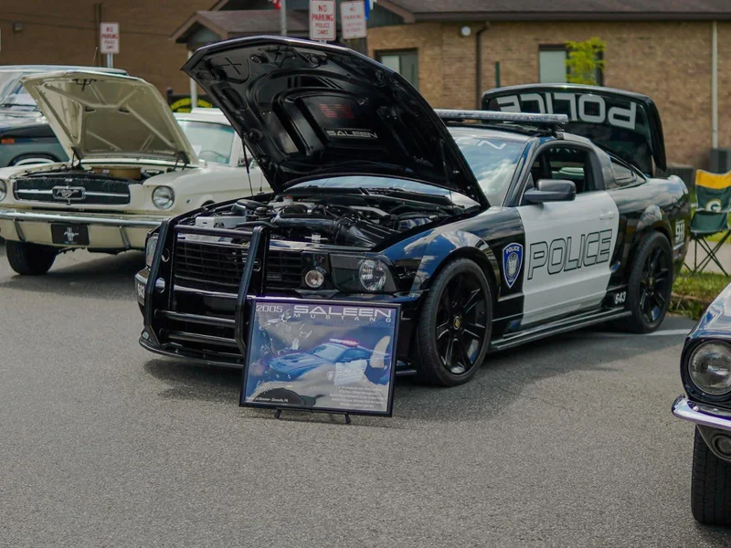 2005 Ford Mustang saleen 14