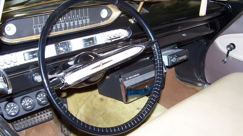 1960 Plymouth Savoy 4