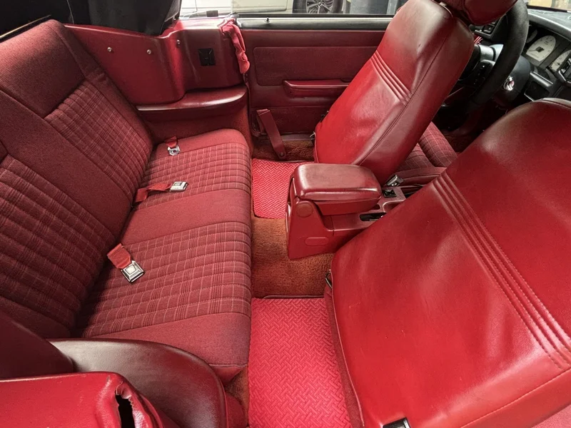 1989 Ford Mustang 13