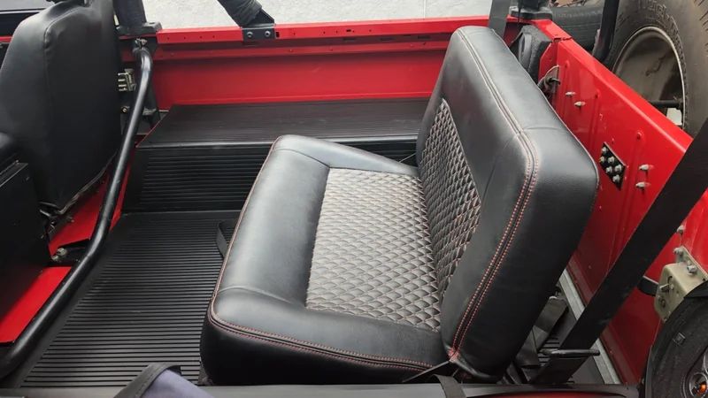 1994 Land Rover Defender 90  3