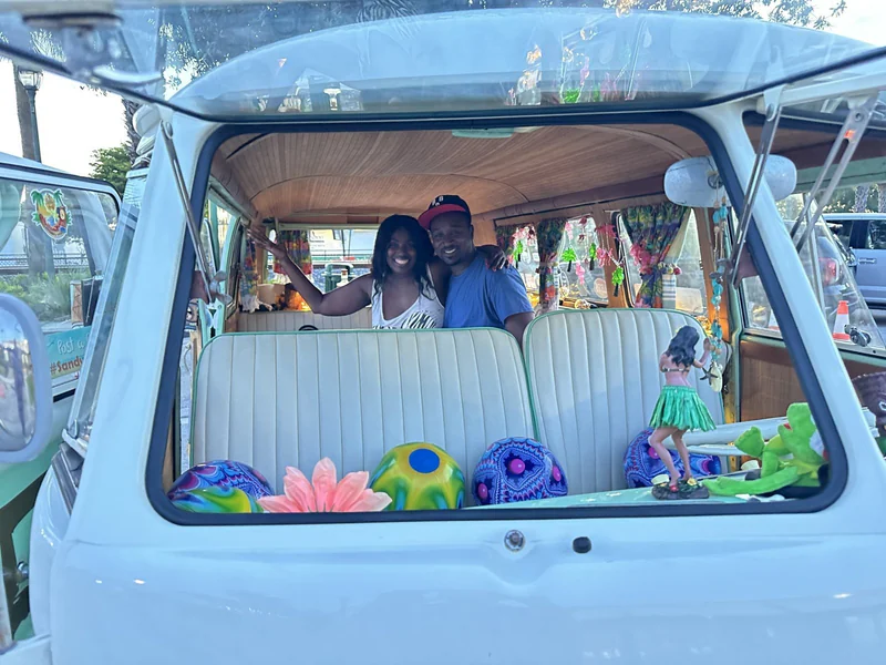 1965 Volkswagen Kombi Split Window Bus 9