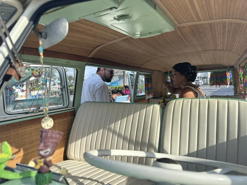 1965 Volkswagen Kombi Split Window Bus 13