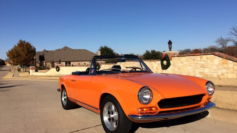 1972 Fiat 124 Spider 2