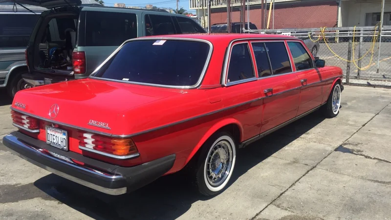 1985 Mercedes-Benz 300D Lange 2
