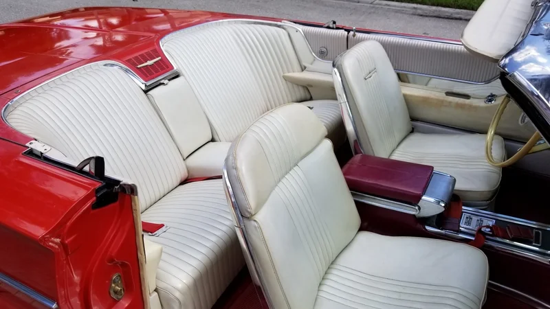 1965 Ford Thunderbird Convertible 4