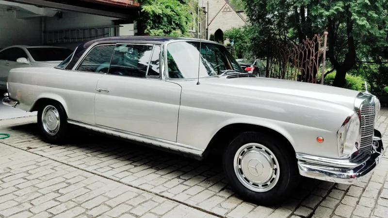 1969 Mercedes-Benz 280SE 2