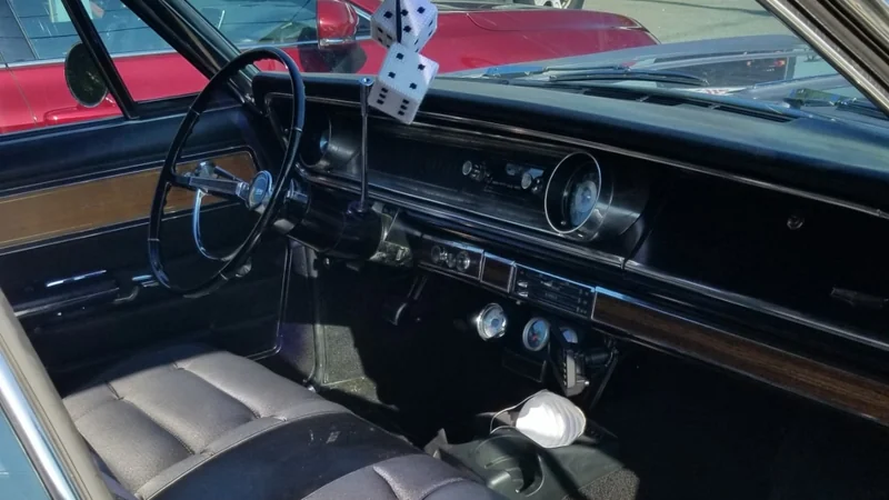 1965 Chevrolet Impala (Caprice) 2