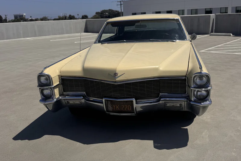 1965 Cadillac Coupe de Ville 6