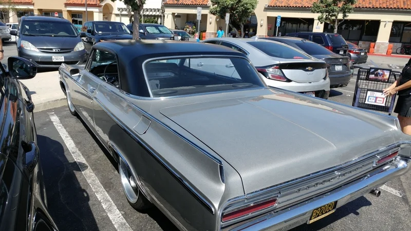 1964 Oldsmobile Dynamic 88 6