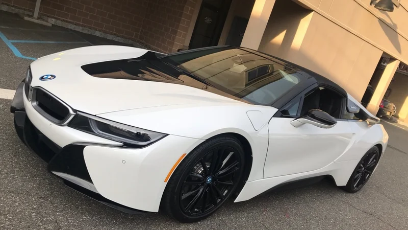 2019 BMW i8 4