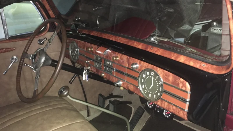 1937 Packard 138CD  37
