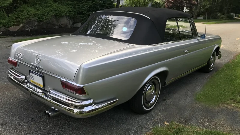 1966 Mercedes-Benz 250SE Cabriolet