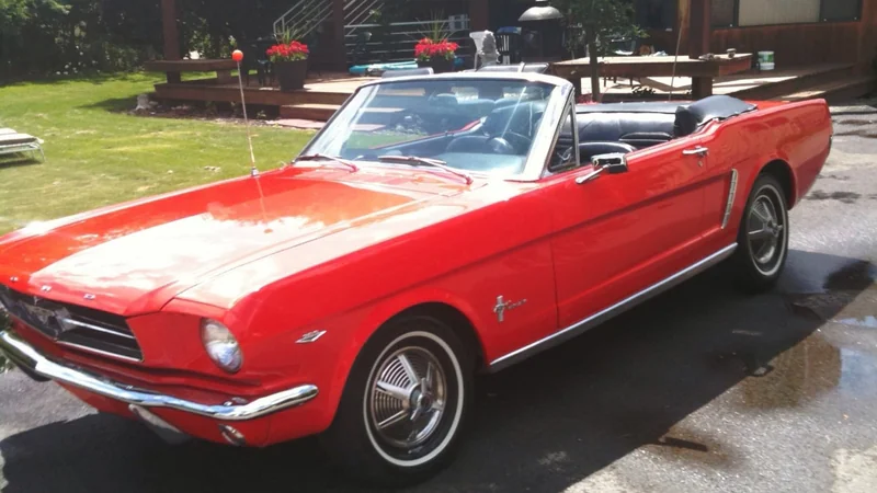 1965 Ford Mustang 2