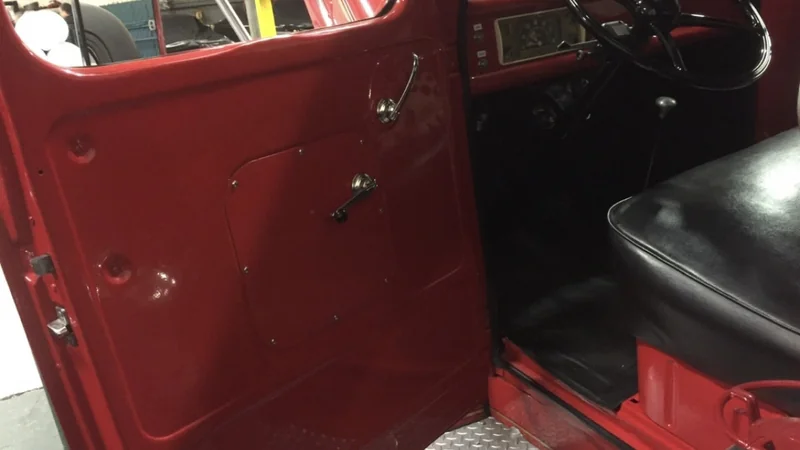 1947 Ford Firetruck 1-1/2 Ton Short Wheelbase  6
