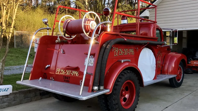 1947 Ford Firetruck 1-1/2 Ton Short Wheelbase 4