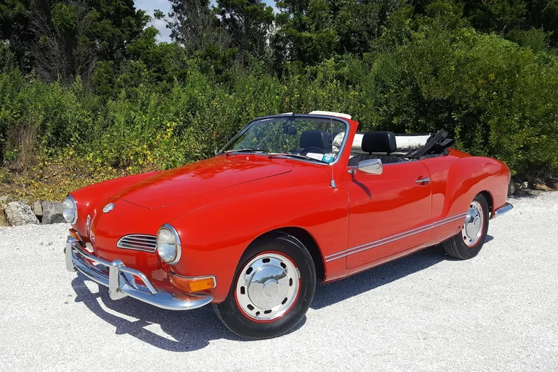 1971 Volkswagen Karmann Ghia 2