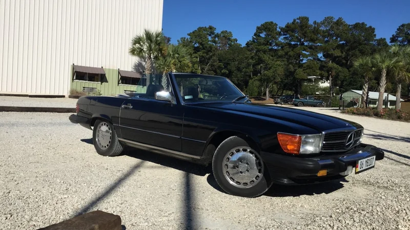 1986 Mercedes-Benz 560 SL 2