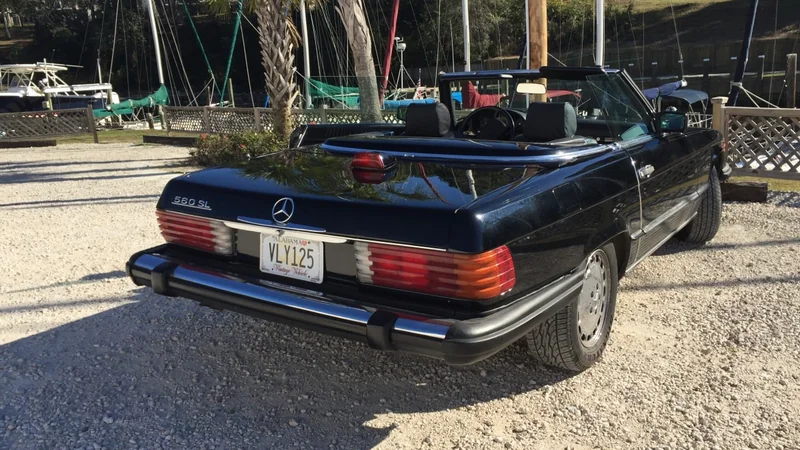 1986 Mercedes-Benz 560 SL 3