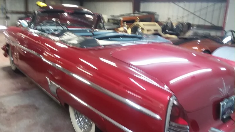 1954 Lincoln Capri 2